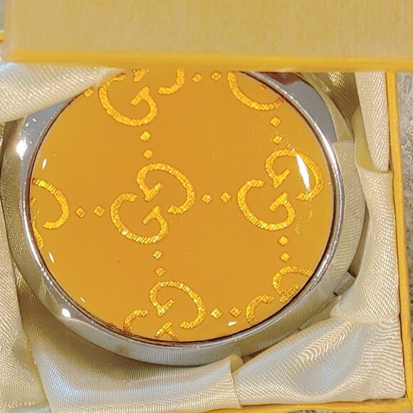 Vintage Gucci Compact Mirror with Box - Picture 2 of 16